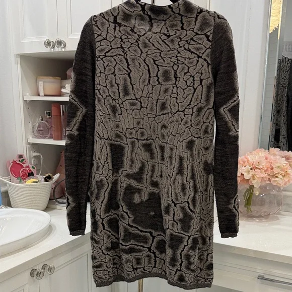 She’s so Cozy Textured Crewneck Sweater Dress - Black/Taupe - Picture 11 of 12